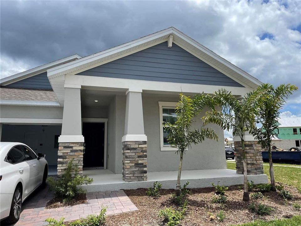 最近售出: $432,825 (4 贝兹, 3 浴室, 2139 平方英尺)