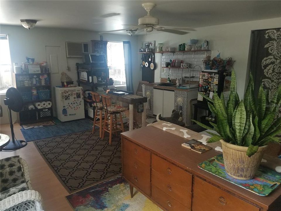 Recently Sold: $60,000 (1 beds, 1 baths, 600 Square Feet)