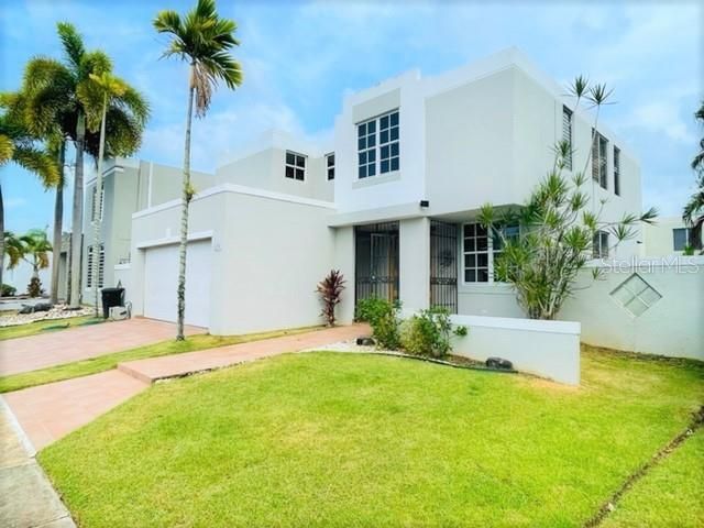 Vendido Recientemente: $390,000 (4 camas, 2 baños, 2050 Pies cuadrados)