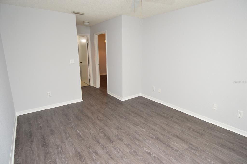 Recently Sold: $238,000 (2 beds, 2 baths, 1015 Square Feet)