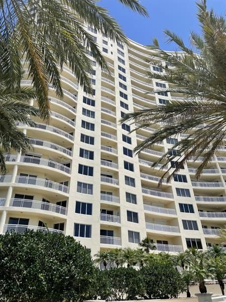 Recently Sold: $1,680,000 (2 beds, 1 baths, 2055 Square Feet)