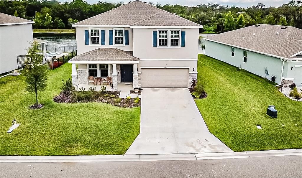 Vendido Recientemente: $600,000 (4 camas, 3 baños, 3360 Pies cuadrados)