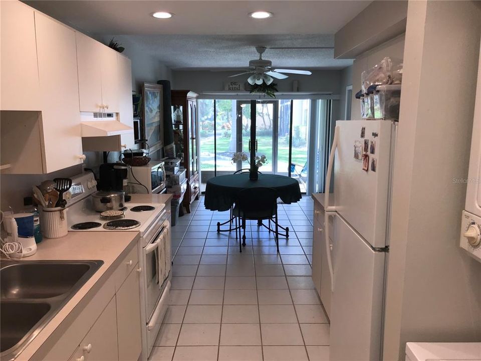 Recently Rented: $1,100 (1 beds, 1 baths, 924 Square Feet)
