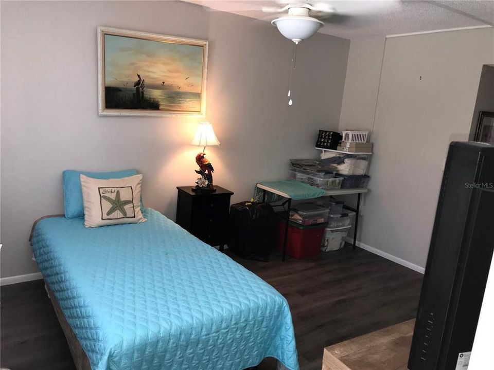 Recently Rented: $1,100 (1 beds, 1 baths, 924 Square Feet)