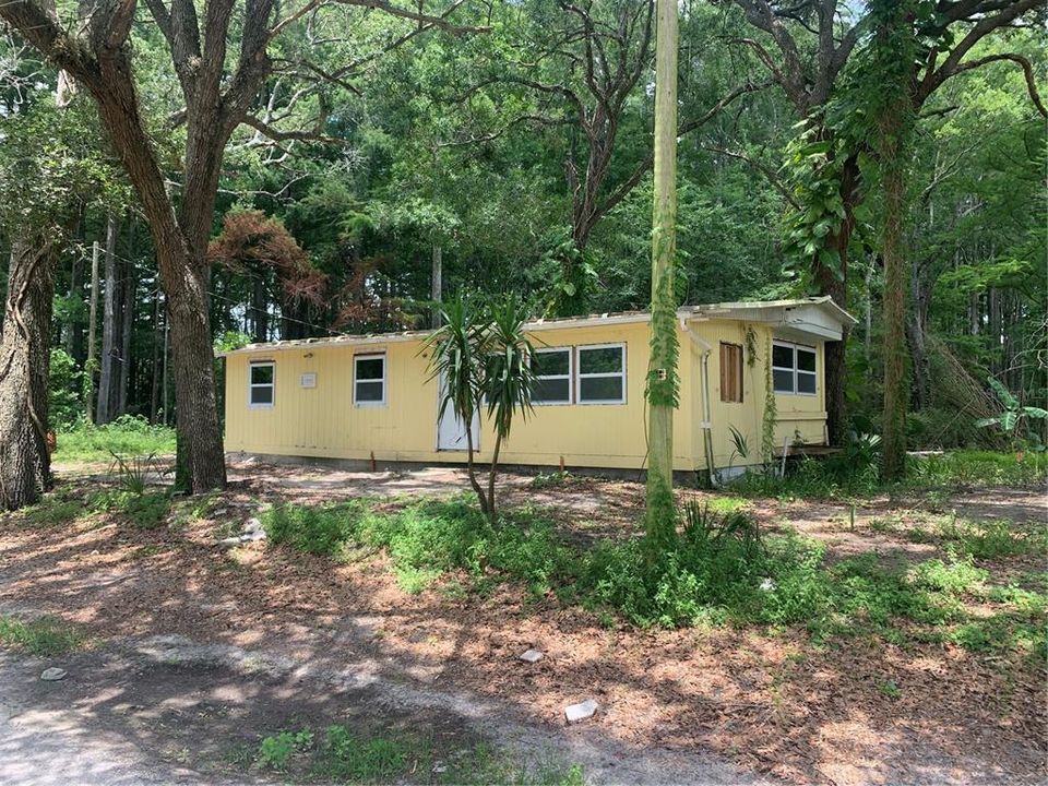 Recently Sold: $75,000 (3 beds, 2 baths, 1570 Square Feet)