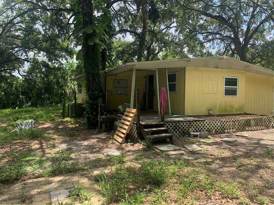 Recently Sold: $75,000 (3 beds, 2 baths, 1570 Square Feet)