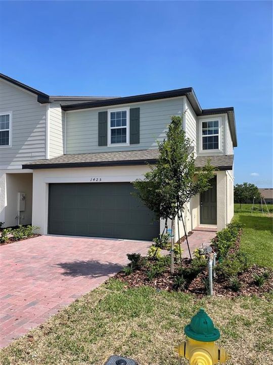 Recently Sold: $353,775 (3 beds, 2 baths, 1566 Square Feet)