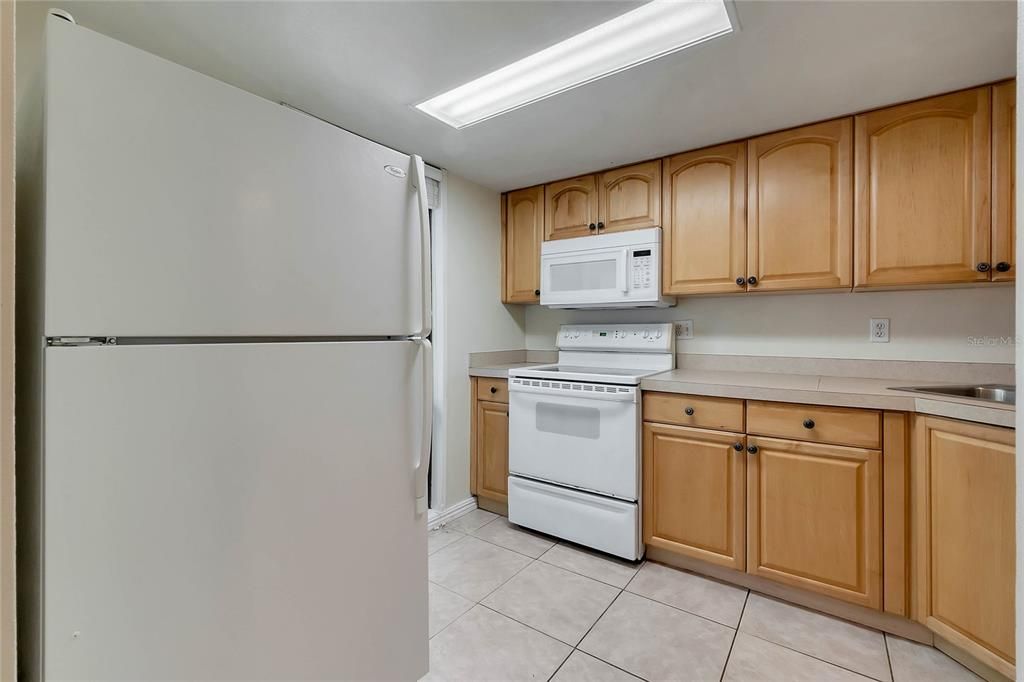 Recently Sold: $168,000 (2 beds, 1 baths, 1080 Square Feet)