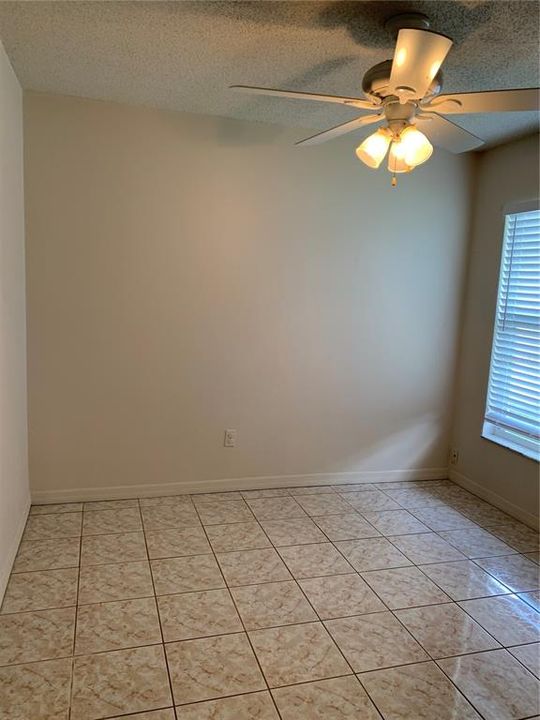 Recently Rented: $2,200 (3 beds, 2 baths, 1632 Square Feet)