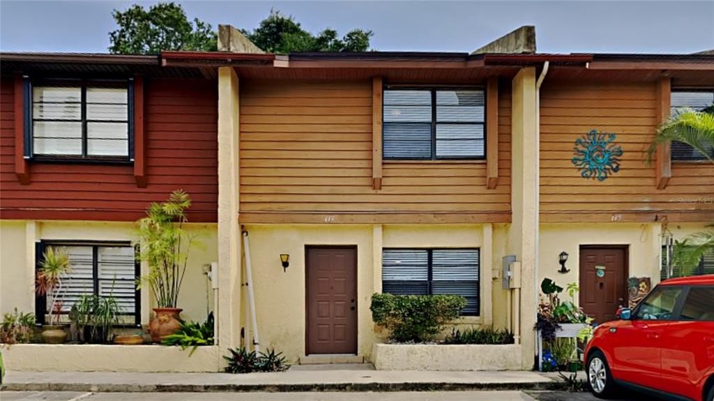 Vendido Recientemente: $304,900 (2 camas, 1 baños, 1054 Pies cuadrados)