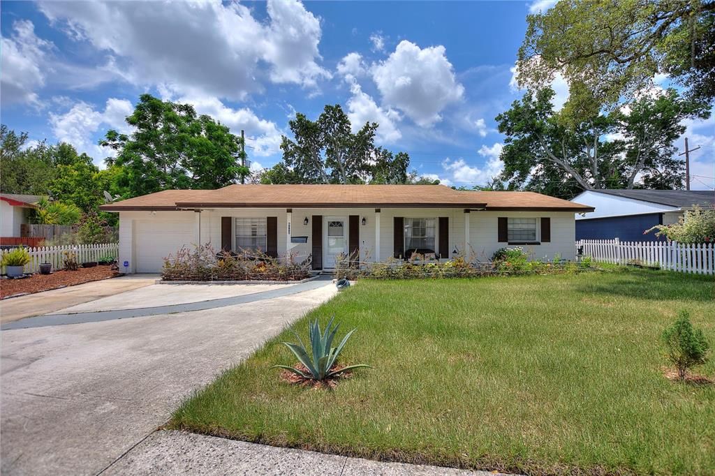 Recently Sold: $280,000 (3 beds, 2 baths, 1225 Square Feet)