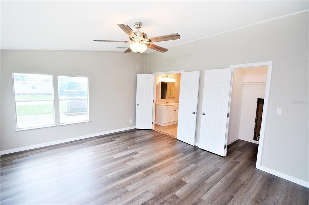 Recently Sold: $225,000 (3 beds, 2 baths, 1680 Square Feet)