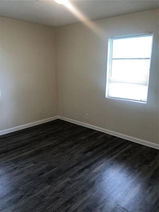 Recently Sold: $115,000 (3 beds, 1 baths, 1031 Square Feet)