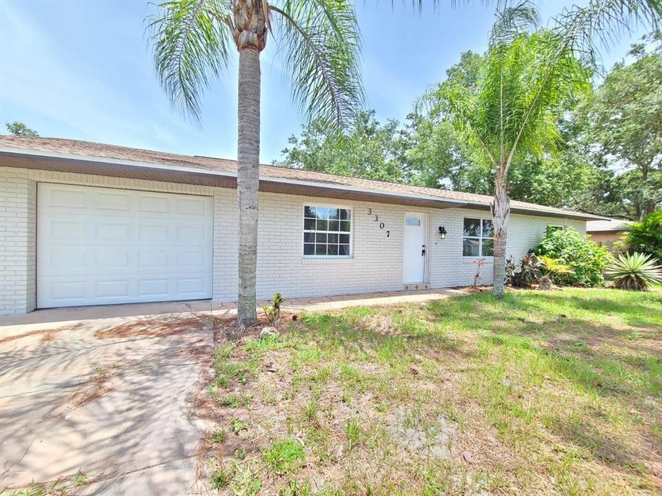 Recently Sold: $310,000 (3 beds, 2 baths, 1668 Square Feet)