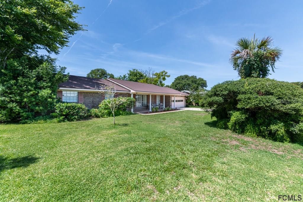 Recently Sold: $595,000 (3 beds, 2 baths, 1703 Square Feet)