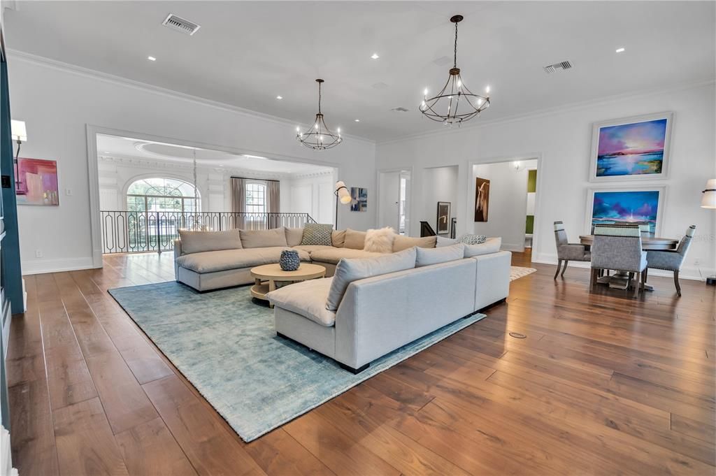 Recently Sold: $12,888,000 (7 beds, 8 baths, 20690 Square Feet)