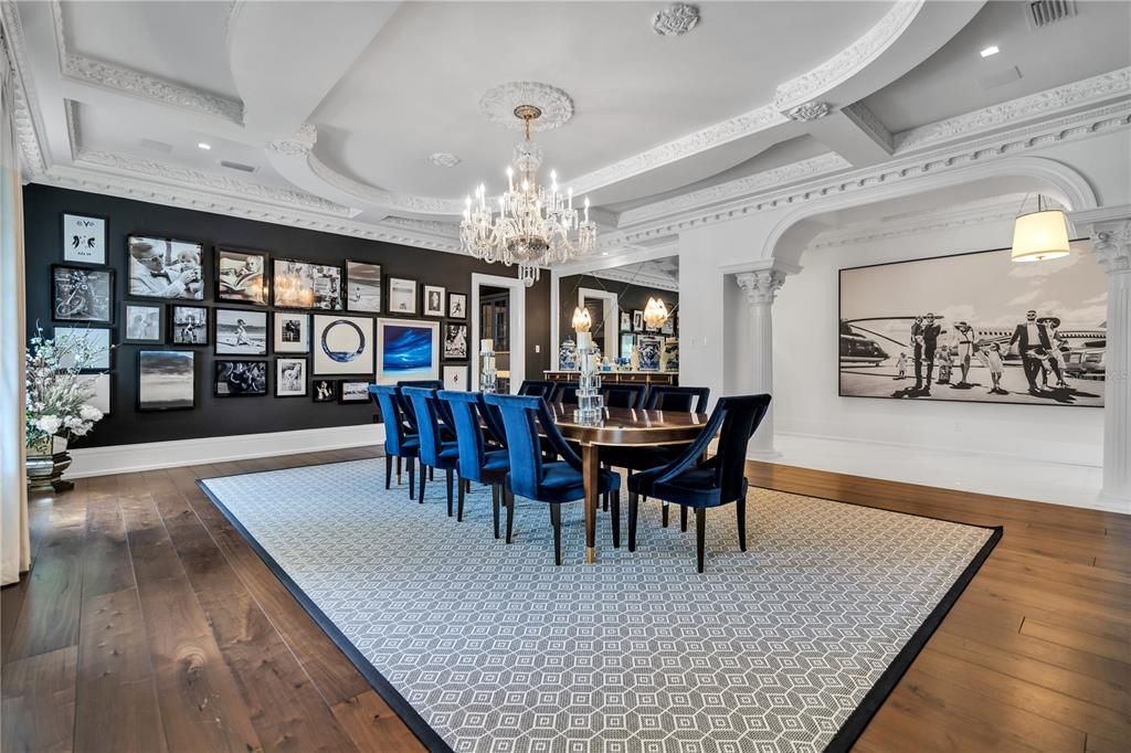 Recently Sold: $12,888,000 (7 beds, 8 baths, 20690 Square Feet)