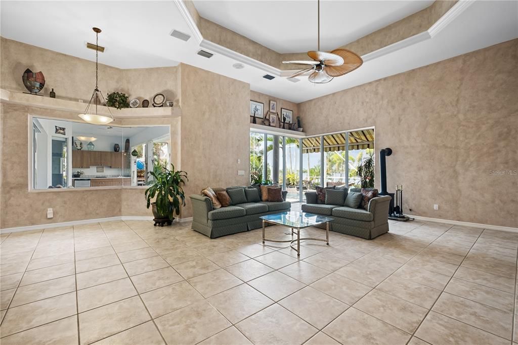 Recently Sold: $1,190,000 (3 beds, 2 baths, 3092 Square Feet)