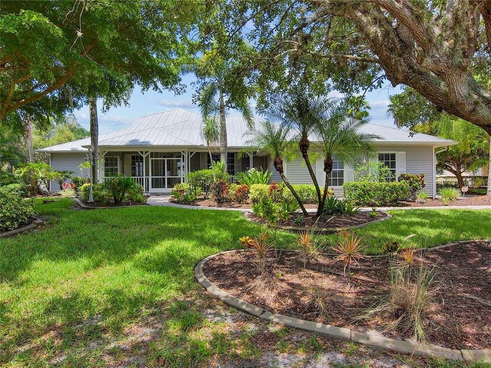 Recently Sold: $1,190,000 (3 beds, 2 baths, 3092 Square Feet)