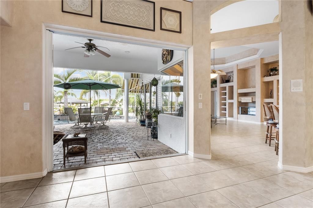 Recently Sold: $1,190,000 (3 beds, 2 baths, 3092 Square Feet)