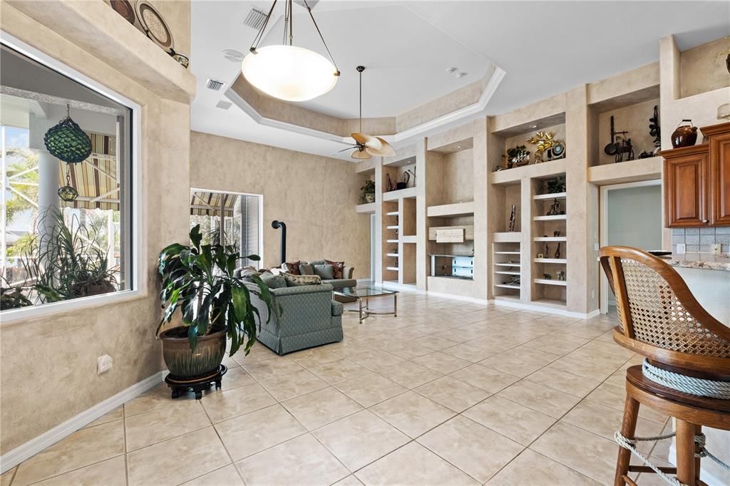 Recently Sold: $1,190,000 (3 beds, 2 baths, 3092 Square Feet)