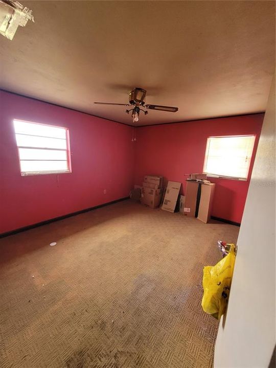 Vendido Recientemente: $85,000 (2 camas, 1 baños, 1056 Pies cuadrados)