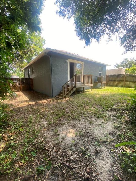 Recently Rented: $2,600 (3 beds, 2 baths, 1200 Square Feet)