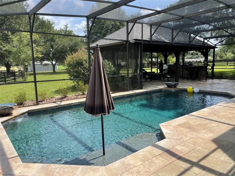 Recently Sold: $1,375,000 (5 beds, 3 baths, 5583 Square Feet)