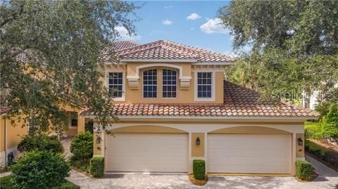 Recently Sold: $520,000 (3 beds, 3 baths, 2412 Square Feet)