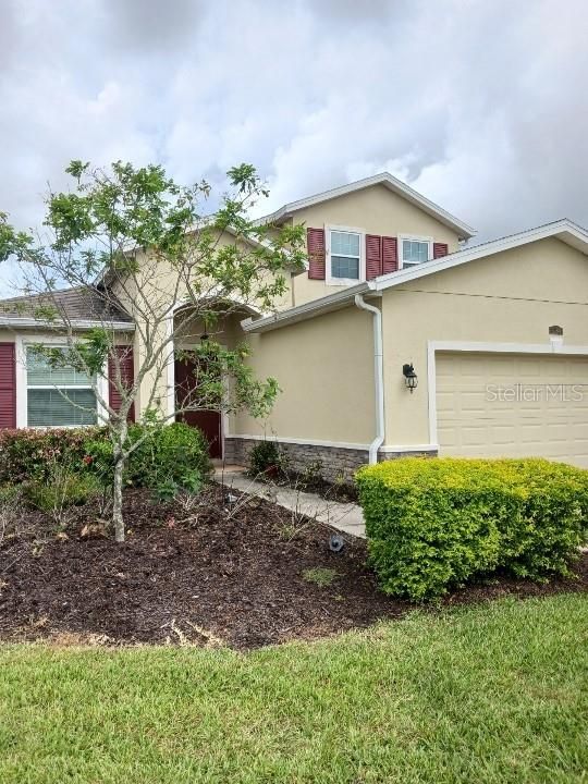 Recently Sold: $630,000 (3 beds, 2 baths, 2664 Square Feet)