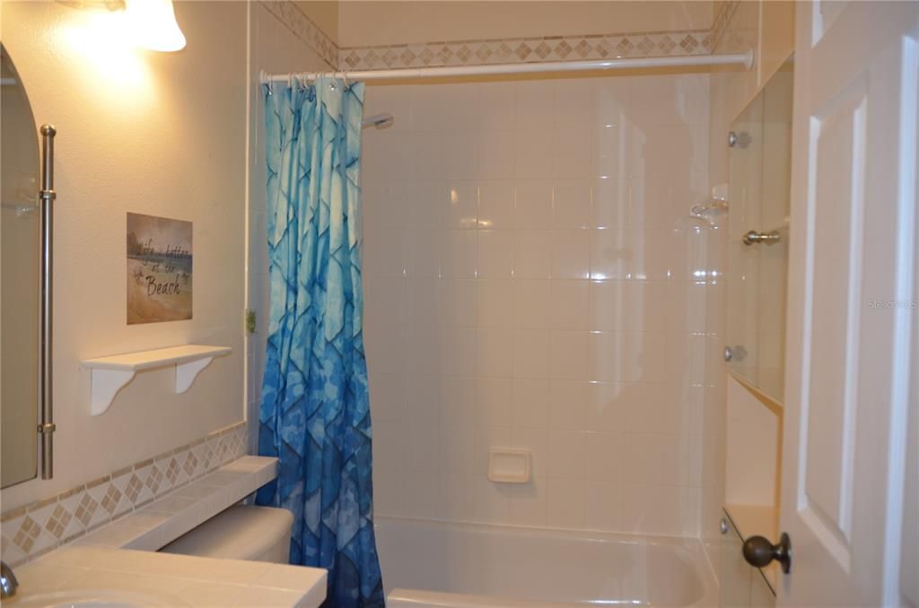 Недавно арендовано: $2,300 (4 спален, 2 ванн, 1947 Квадратных фут)