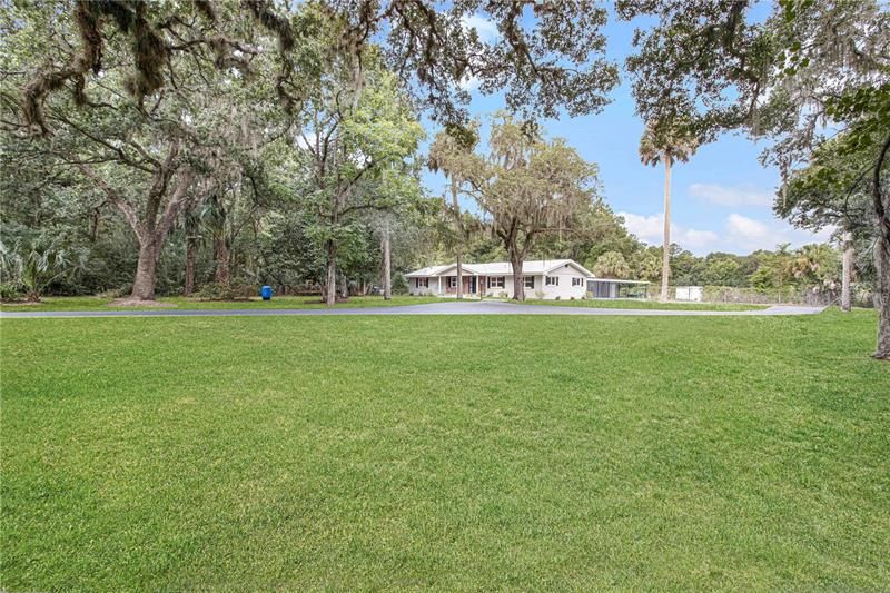 Recently Sold: $715,000 (4 beds, 3 baths, 2280 Square Feet)