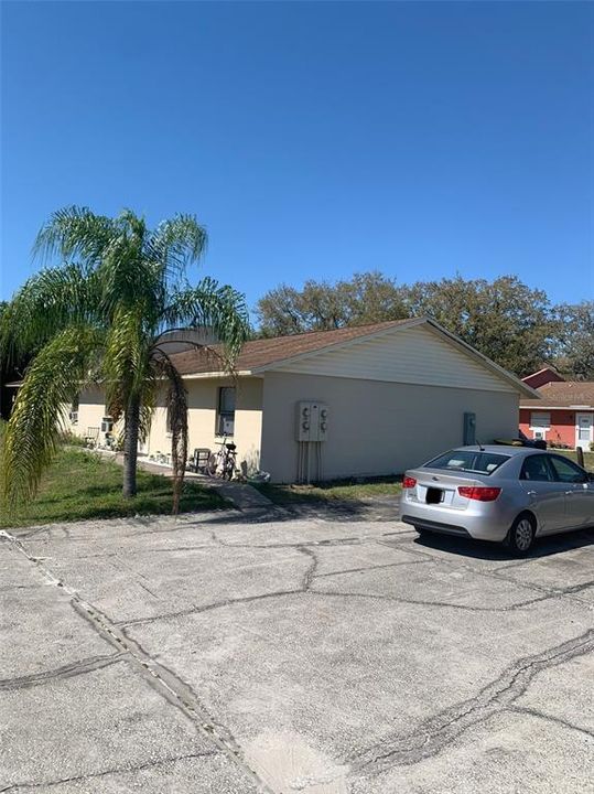 Recently Sold: $330,000 (8 beds, 0 baths, 2560 Square Feet)