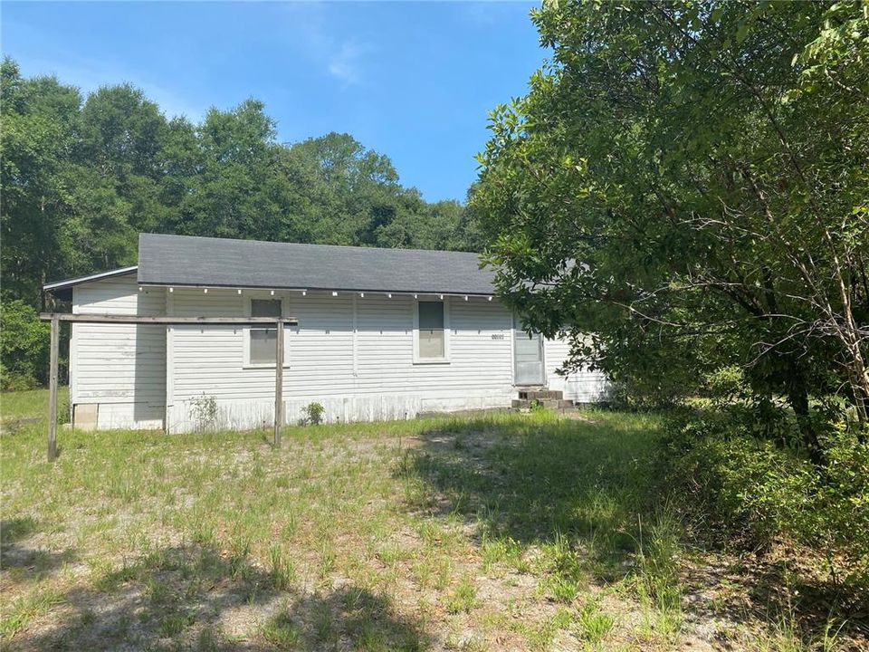 最近售出: $149,900 (2 贝兹, 1 浴室, 768 平方英尺)