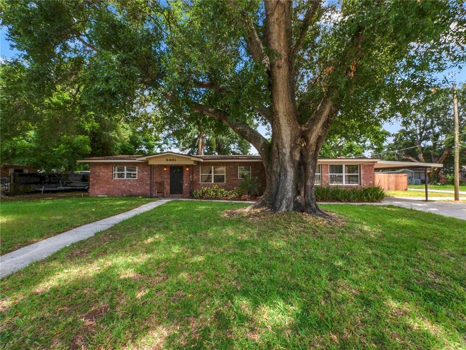 Recently Sold: $295,000 (3 beds, 1 baths, 1261 Square Feet)