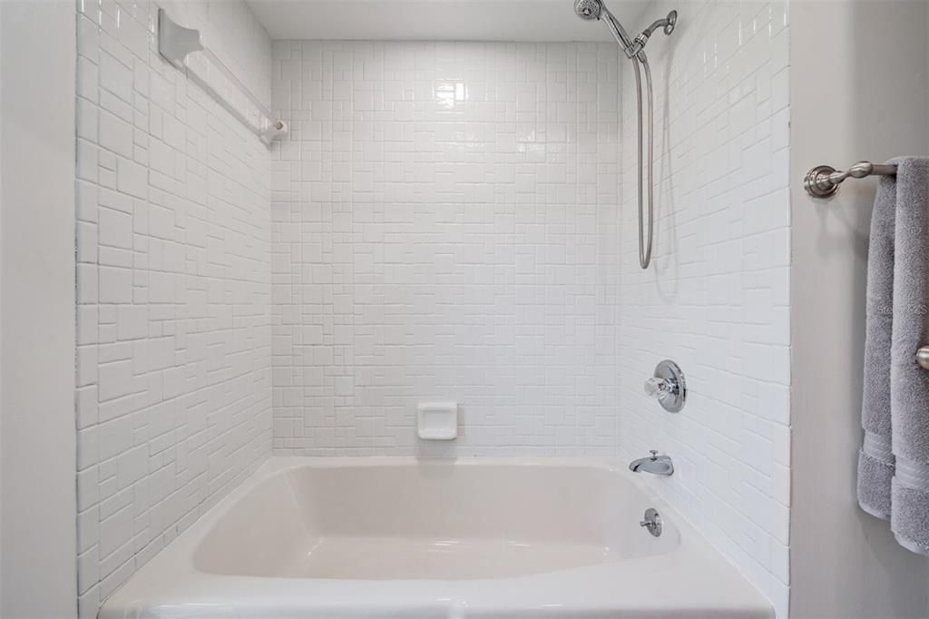 Недавно арендовано: $7,500 (4 спален, 3 ванн, 2311 Квадратных фут)