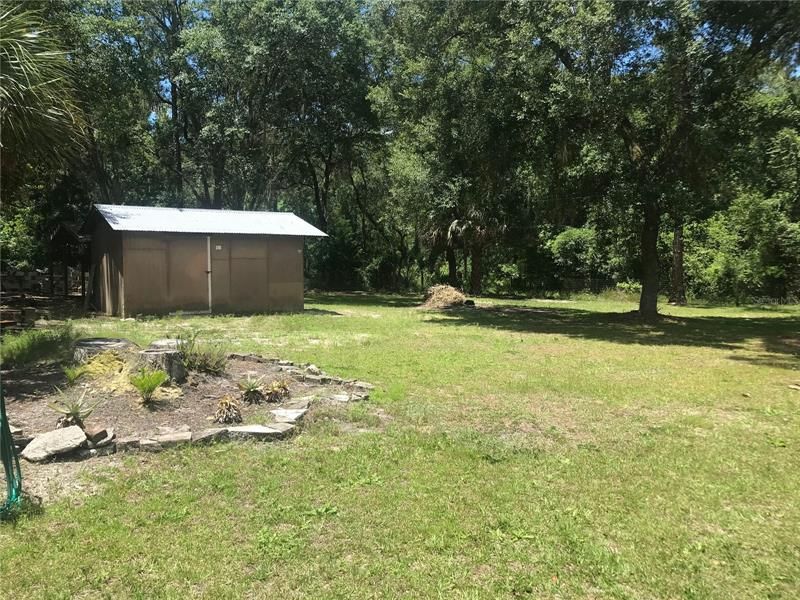 Recently Sold: $152,900 (2 beds, 2 baths, 1300 Square Feet)