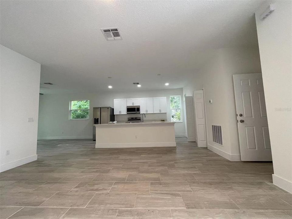 Recently Sold: $335,000 (3 beds, 2 baths, 1510 Square Feet)