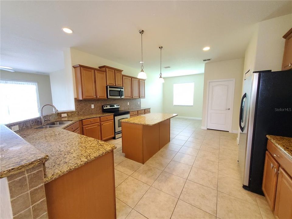 Kitchen Island Perfect for prepping