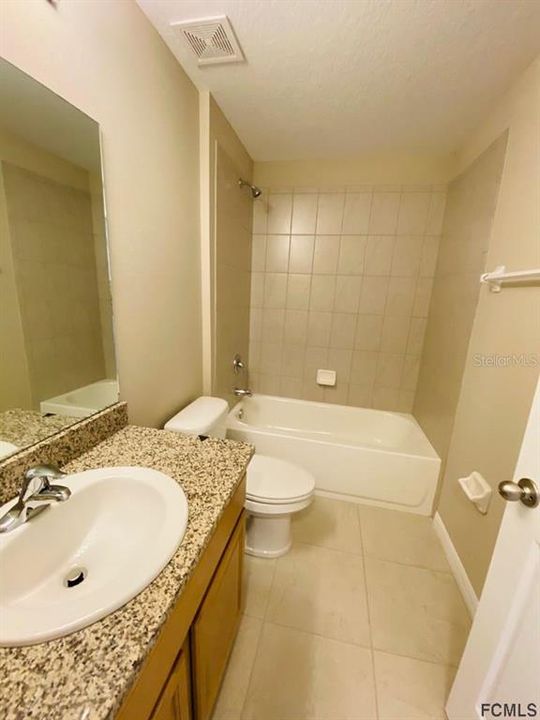 最近租的: $1,700 (3 贝兹, 2 浴室, 1198 平方英尺)