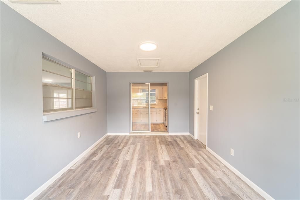 Recently Rented: $1,500 (2 beds, 2 baths, 1474 Square Feet)