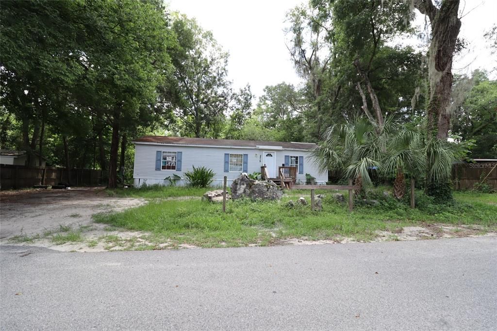 Recently Sold: $55,000 (3 beds, 2 baths, 1152 Square Feet)