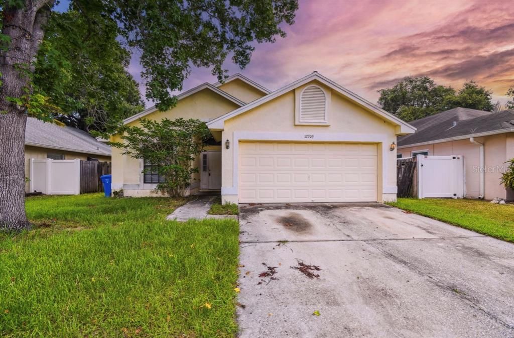 Recently Sold: $330,000 (3 beds, 2 baths, 1380 Square Feet)