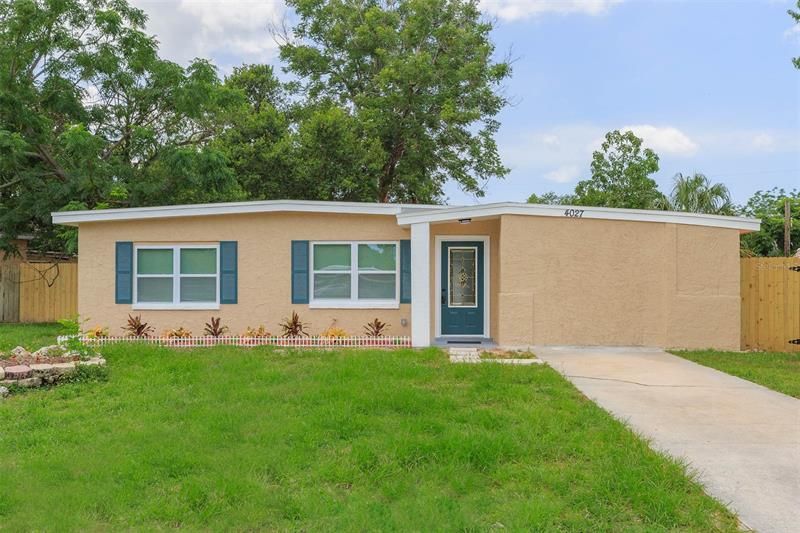 Recently Rented: $2,195 (4 beds, 2 baths, 1387 Square Feet)