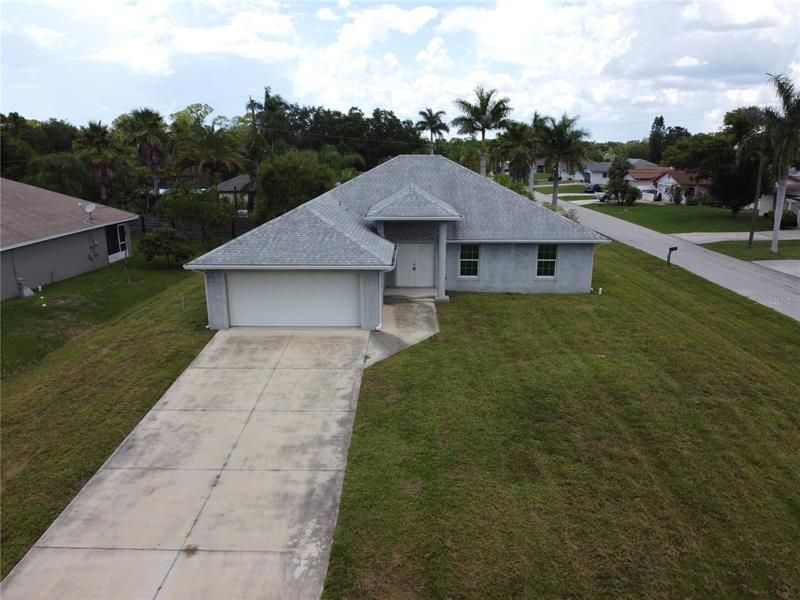 Recently Sold: $225,000 (3 beds, 2 baths, 1724 Square Feet)