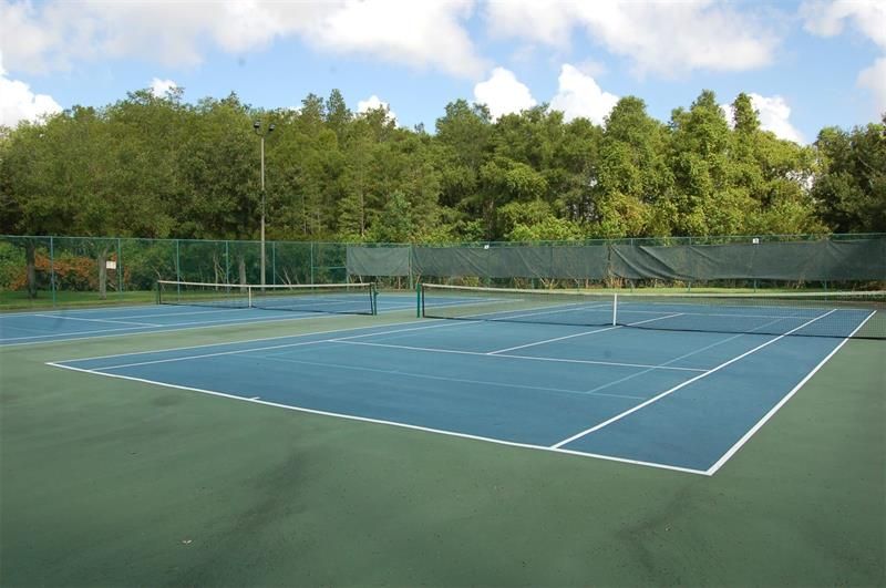 Clubhouse Tennis Courts (4)