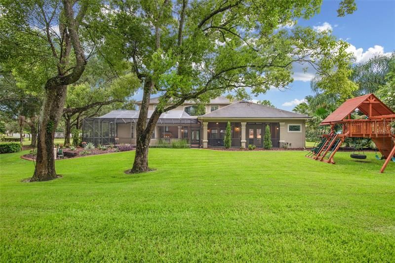 Recently Sold: $1,999,999 (6 beds, 4 baths, 6317 Square Feet)
