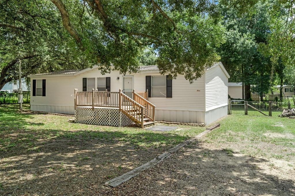 Vendido Recientemente: $169,900 (3 camas, 2 baños, 1296 Pies cuadrados)