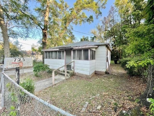 Recently Sold: $47,500 (2 beds, 1 baths, 904 Square Feet)