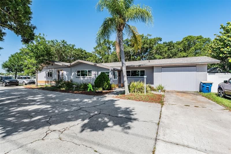Recently Sold: $950,000 (0 beds, 0 baths, 5005 Square Feet)